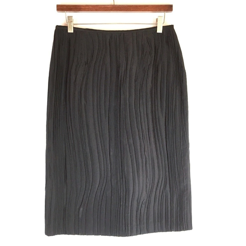 Lafayette 148 New York Size 8 Skirt Black Textured